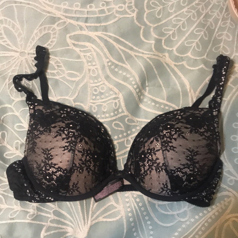 Victoria’s Secret push up bra 36D